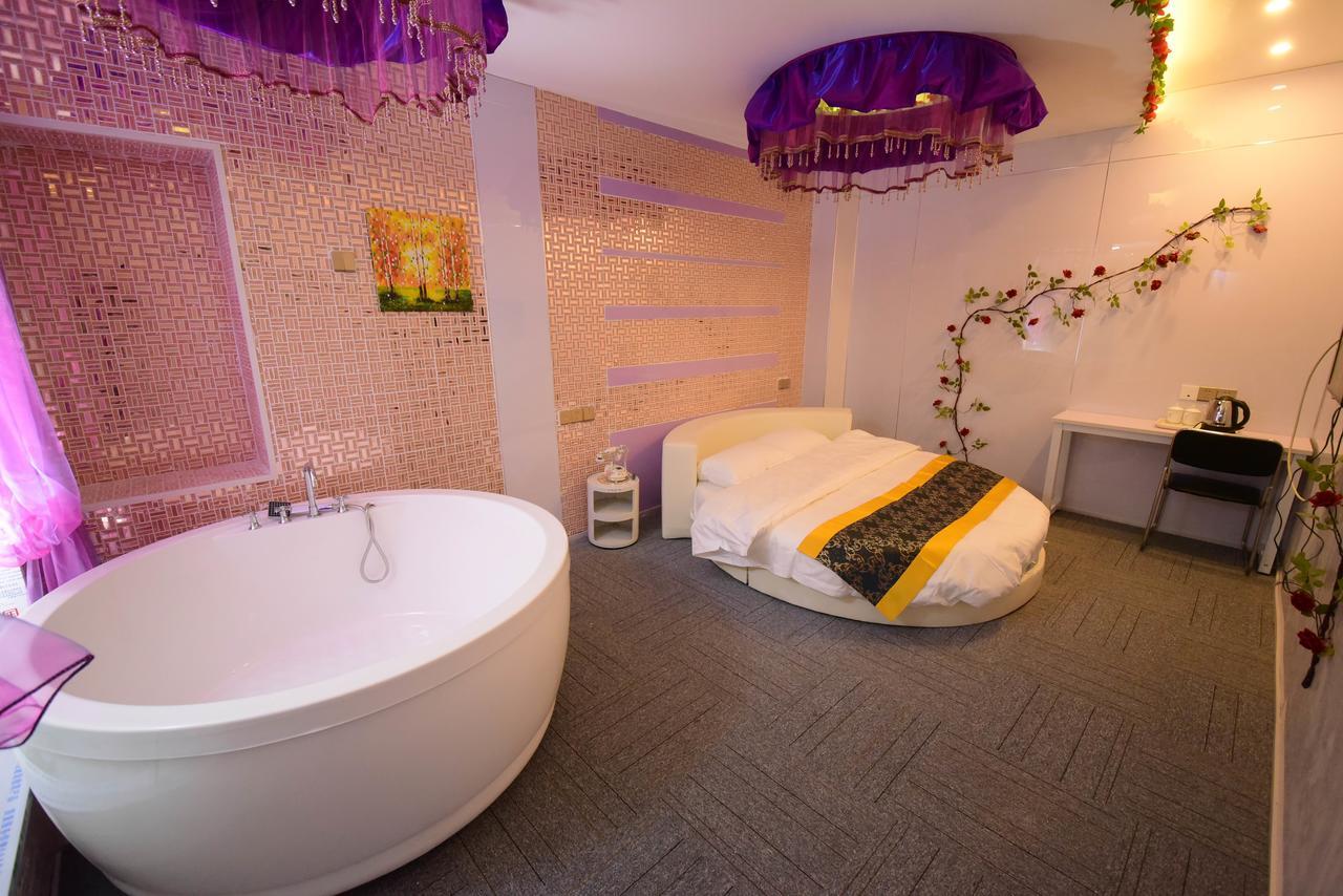 Century Hua Na Loves Boutique Hotel Qingdao Zewnętrze zdjęcie