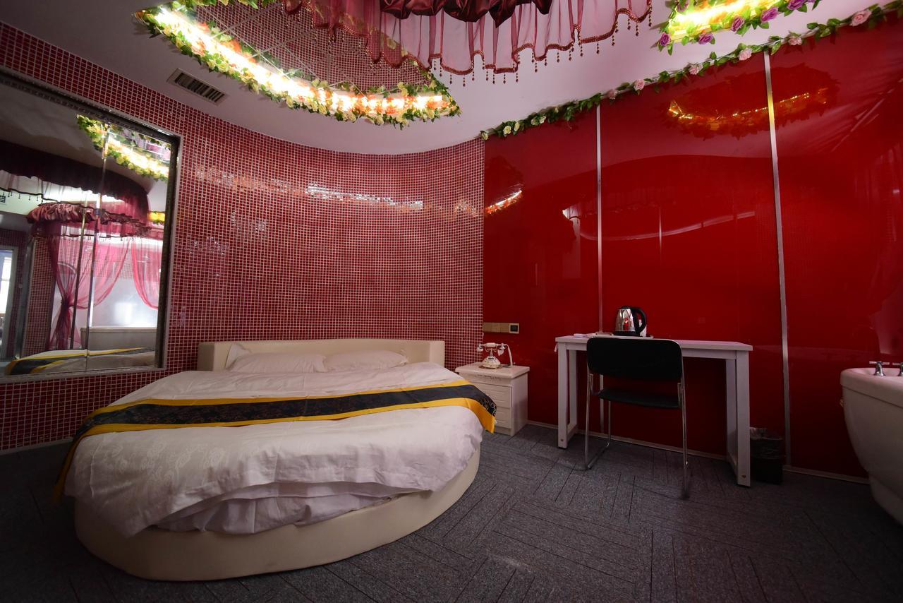 Century Hua Na Loves Boutique Hotel Qingdao Zewnętrze zdjęcie