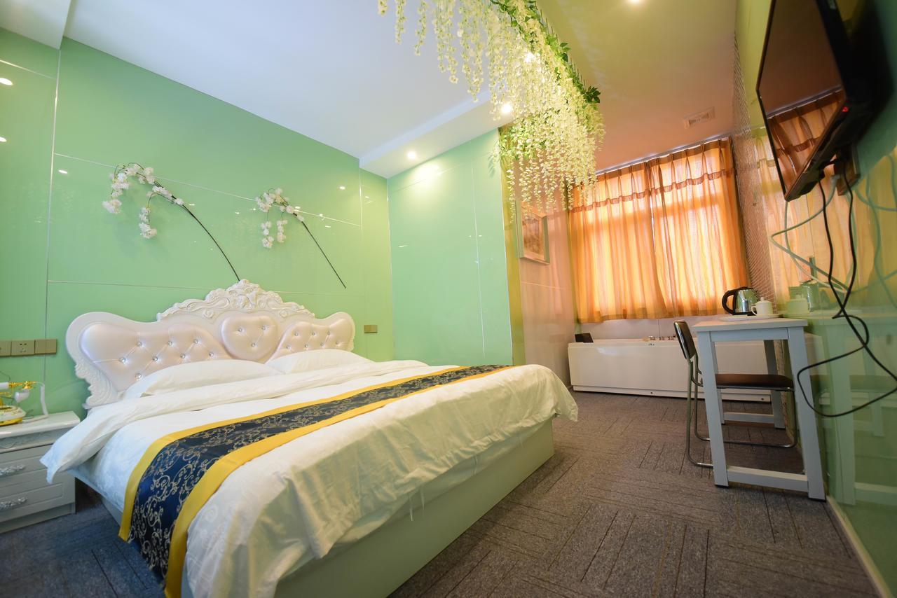 Century Hua Na Loves Boutique Hotel Qingdao Zewnętrze zdjęcie