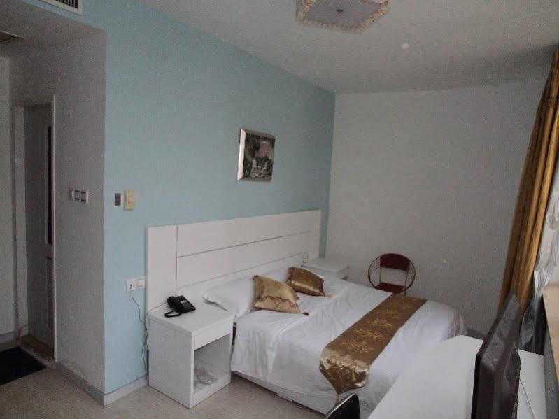 Century Hua Na Loves Boutique Hotel Qingdao Zewnętrze zdjęcie